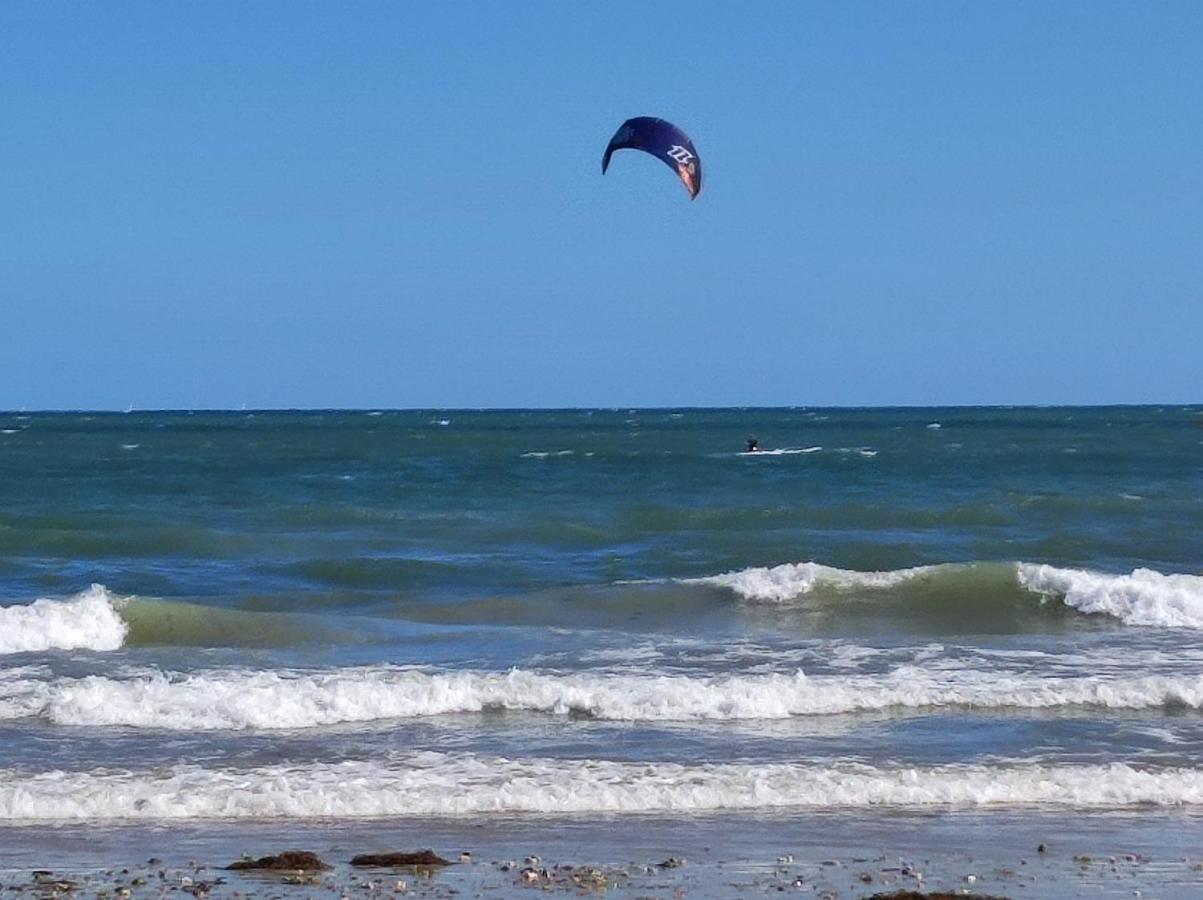 Sur Le Chemin De La Plage Cherbourg-en-Cotentin Exterior foto